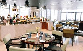 Mövenpick Hotel Colombo - Level 1 Safe&Secure